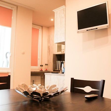 Cosmo Apartment Плевна Экстерьер фото